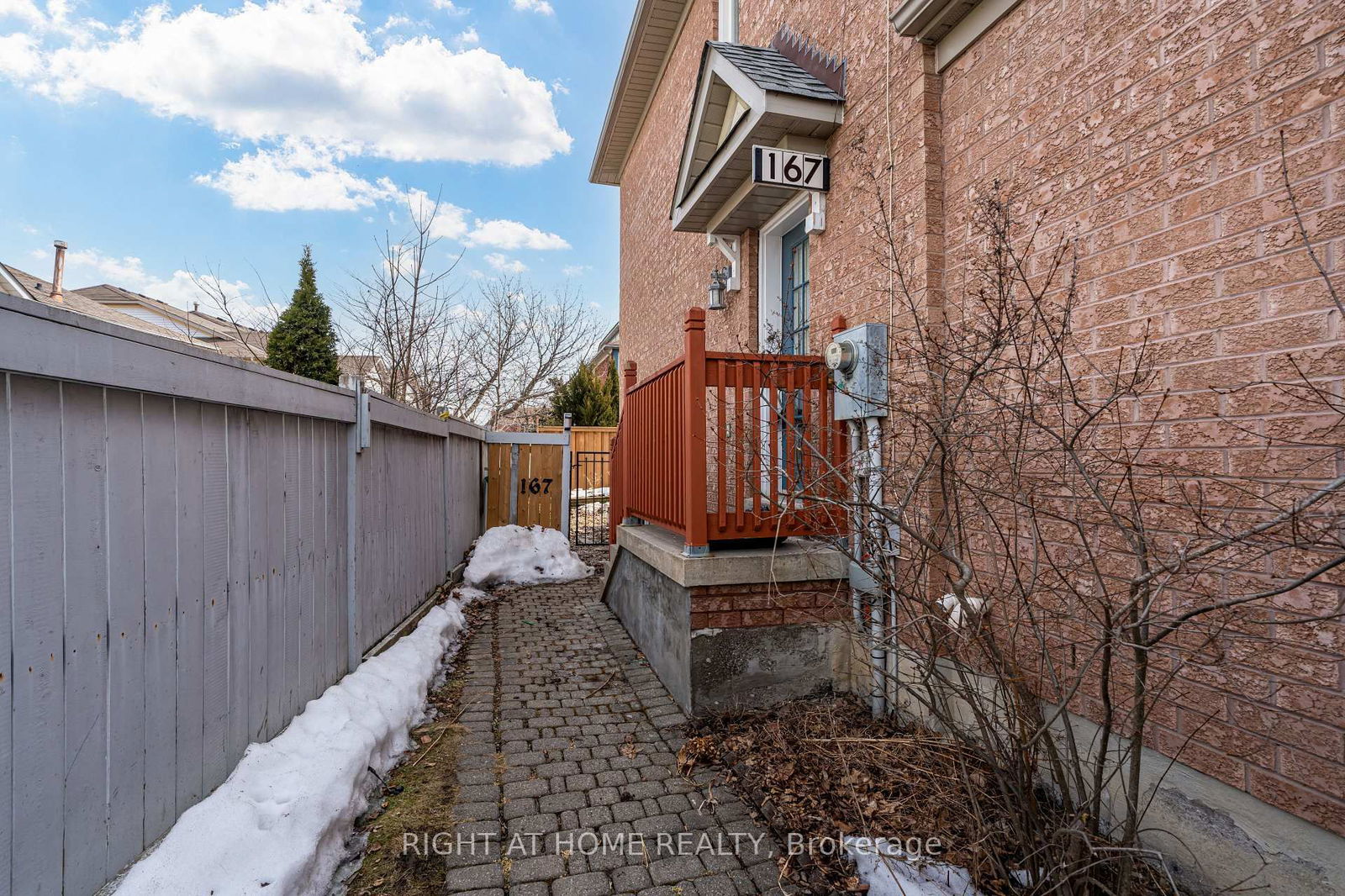 Townhouse for sale at 167 Ural Circle, Brampton, Sandringham-Wellington, L6R 1H1 - MLS: W12023473