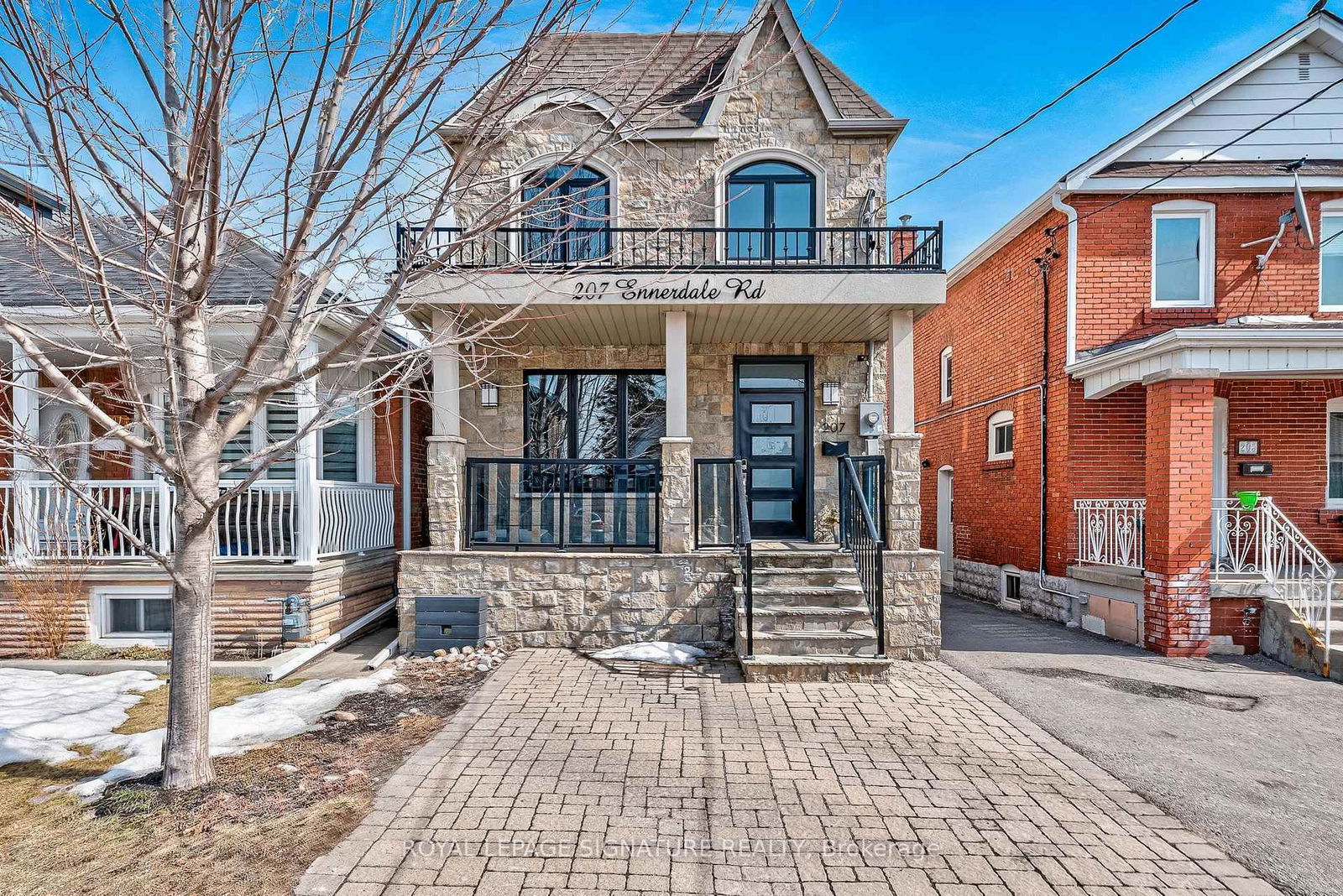 Detached House sold at 207 Ennerdale Road, Toronto, Caledonia-Fairbank, M6E 4E1 - MLS: W12023642