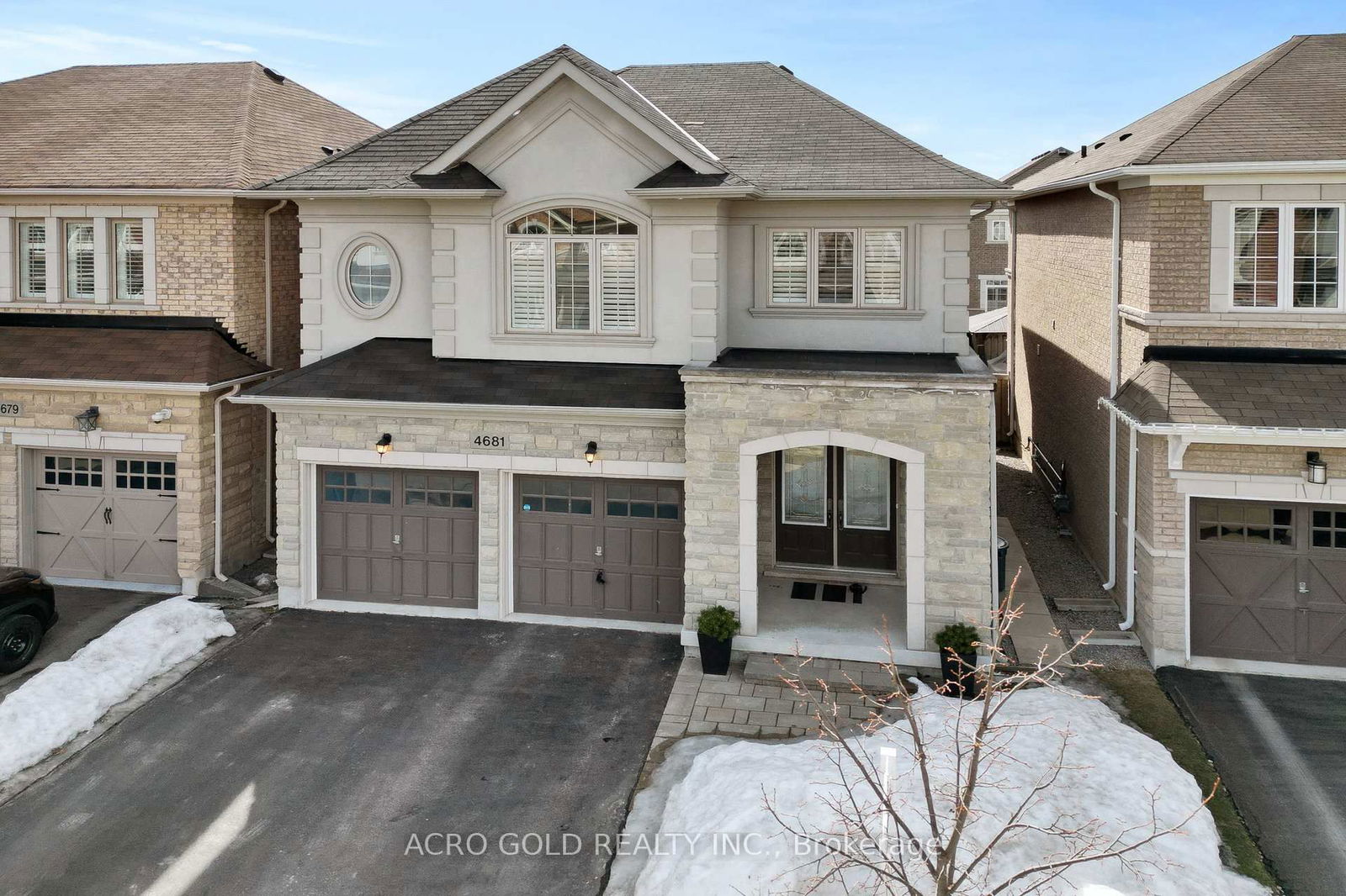 Detached House for sale at 4681 Ray Lane, Burlington, Alton, L7M 0N9 - MLS: W12023789