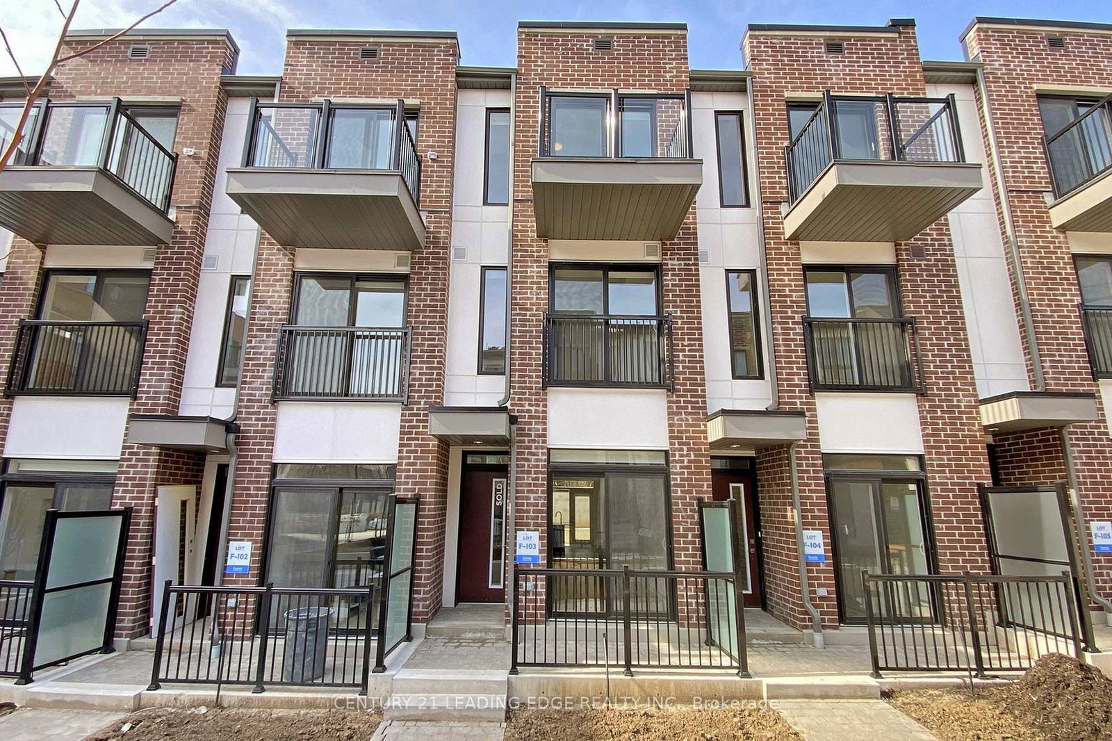 Townhouse for sale at 103-110 Canon Jackson Drive, Toronto, Brookhaven-Amesbury, M6M 0C1 - MLS: W12025494