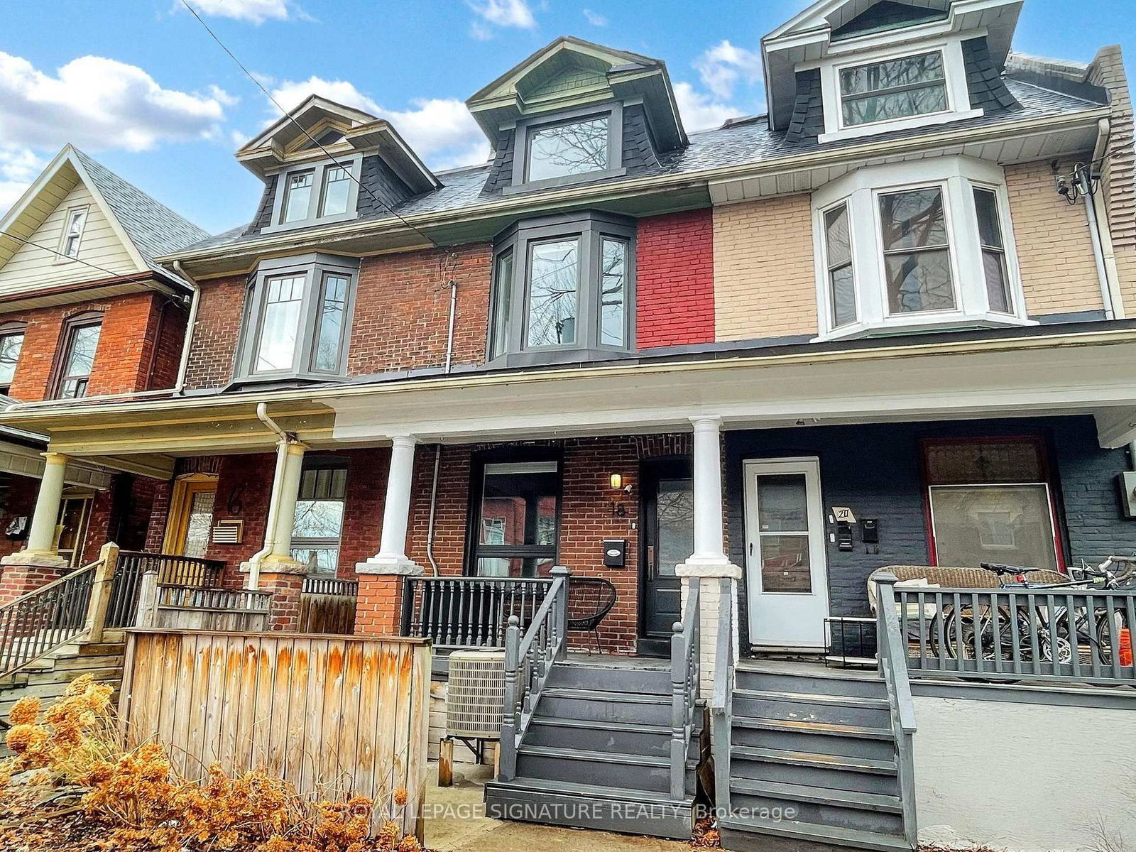 Townhouse for sale at 18 Salem Avenue, Toronto, Dovercourt-Wallace Emerson-Junction, M6H 3C1 - MLS: W12025530