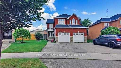 Semi-Detached House for sale at 7650 Black Walnut Trail, Mississauga, Lisgar, L5N 8A7 - MLS: W12025588