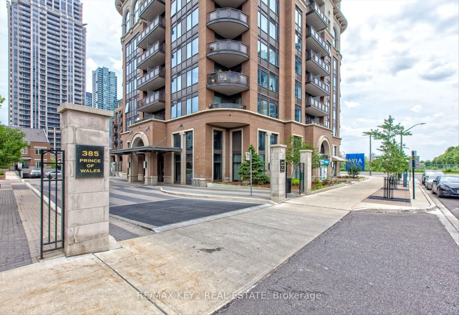 Condo for sale at 321-385 Prince Of Wales Drive, Mississauga, City Centre, L5B 0C6 - MLS: W12025710