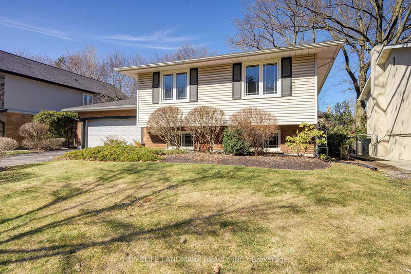 2165 Dunedin Rd, Oakville, L6J 5V2 | Image 2