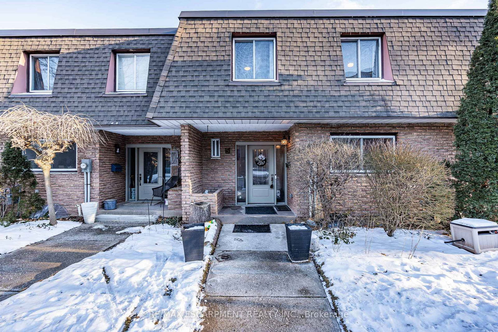 Townhouse for sale at 5-684 Dynes Road, Burlington, Roseland, L7N 2V6 - MLS: W12025963