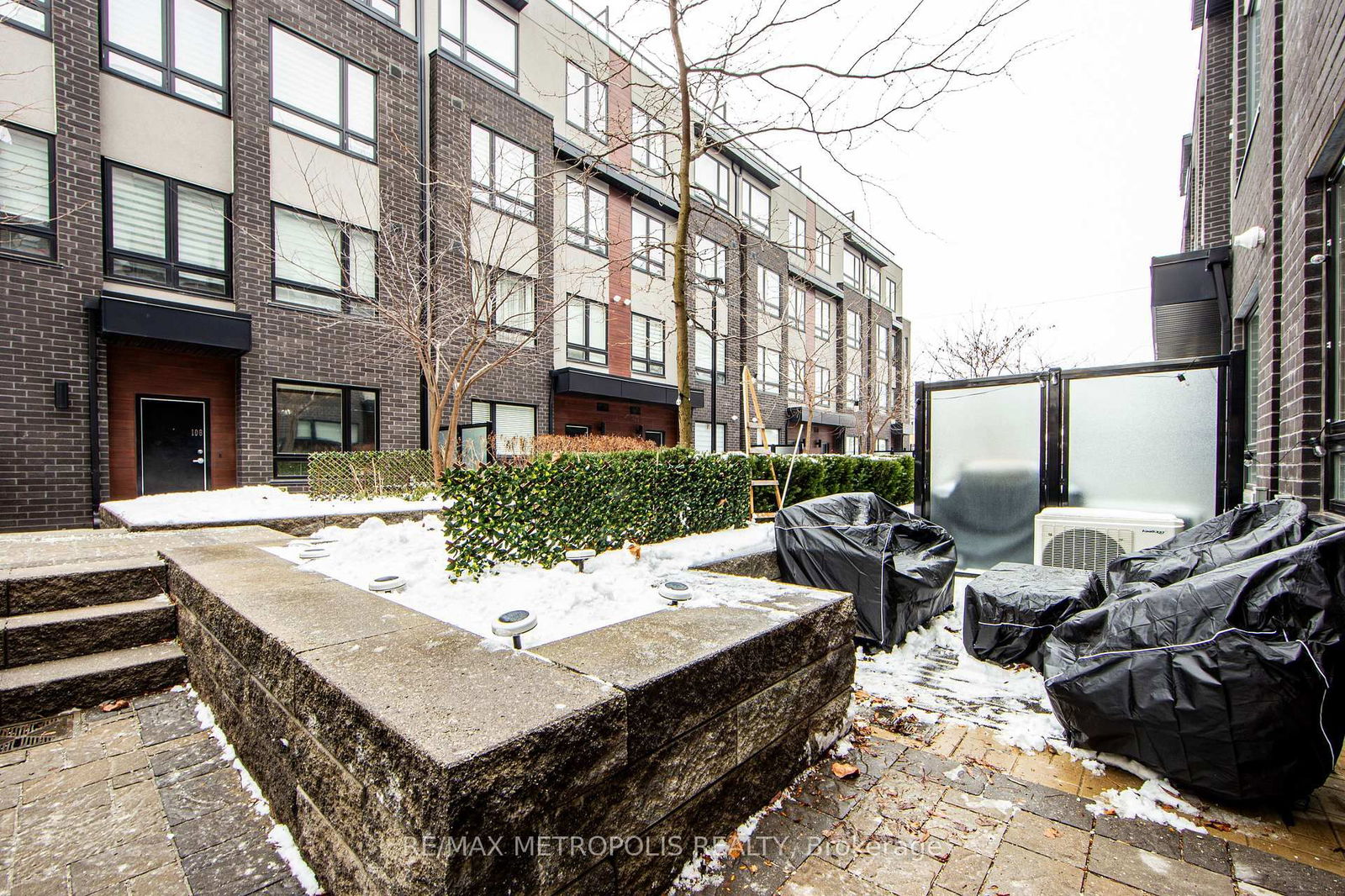 Townhouse for sale at 106-1130 Briar Hill Avenue, Toronto, Briar Hill-Belgravia, M6B 0A9 - MLS: W12026085