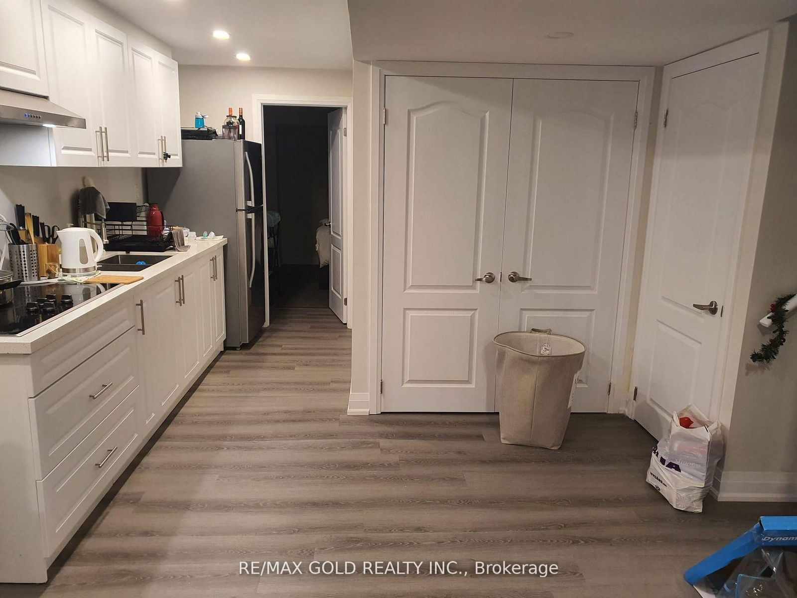 Detached House for lease at Basement-961 Asleton Boulevard, Milton, WI Willmott, L9T 8K3 - MLS: W12026621