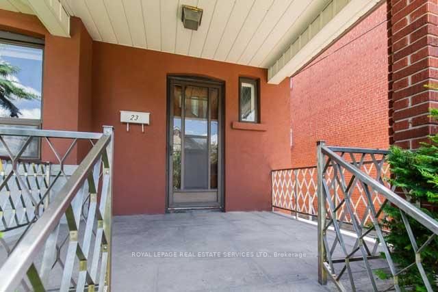 Listing Image 3