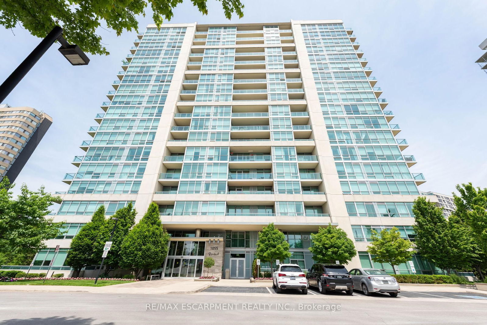 Condo for sale at 710-1055 Southdown Road, Mississauga, Clarkson, L5J 0A3 - MLS: W12027525