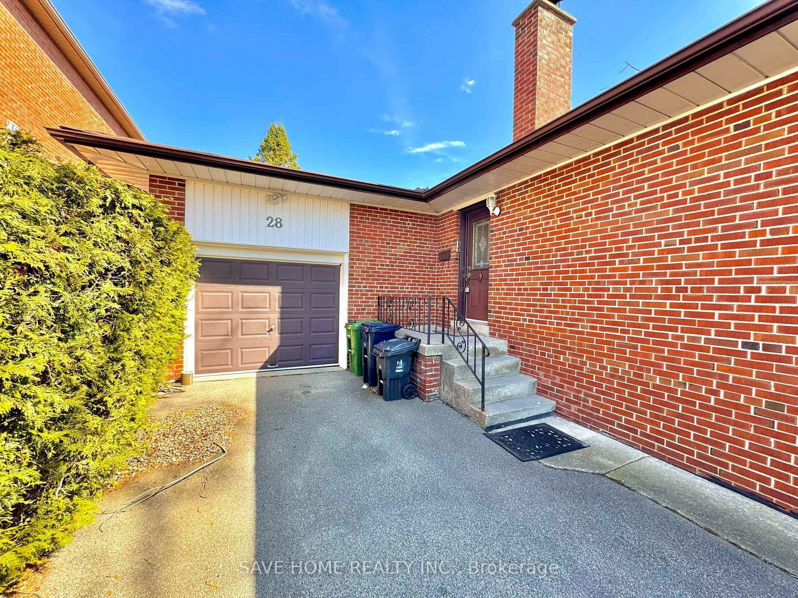 Detached House for sale at 28 Allonsius Drive, Toronto, Eringate-Centennial-West Deane, M9C 3N5 - MLS: W12027616