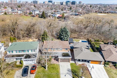 37 Thicket Rd, Toronto - Markland Wood image-0-1
