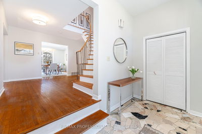 37 Thicket Rd, Toronto - Markland Wood image-0-4