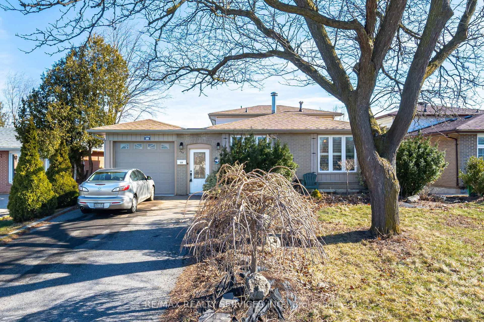 Detached House for sale at 326 Bartley Bull Pkwy, Brampton, Brampton East, L6W 2L3 - MLS: W12027913