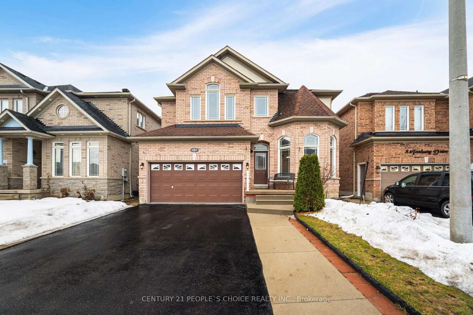 Detached House for sale at 6 Ansbury Drive, Brampton, Fletcher's Meadow, L7A 3S8 - MLS: W12028100