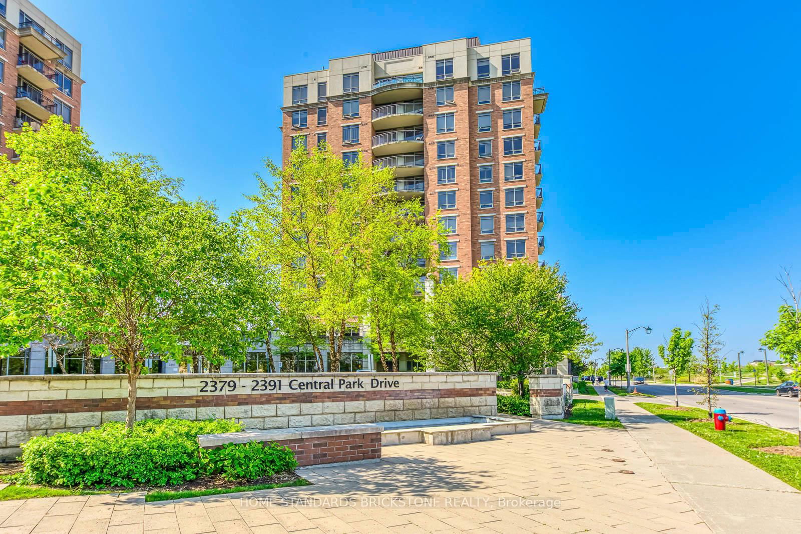 Condo for sale at 310-2379 Central Park Drive, Oakville, RO River Oaks, L6H 0E3 - MLS: W12028418