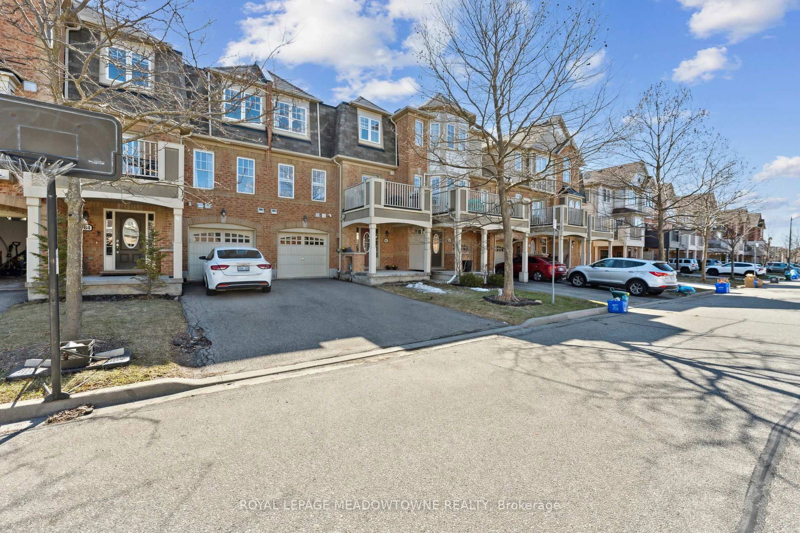 Townhouse for sale at 62 Gleave Terrace, Milton, HA Harrison, L9T 7B7 - MLS: W12028539