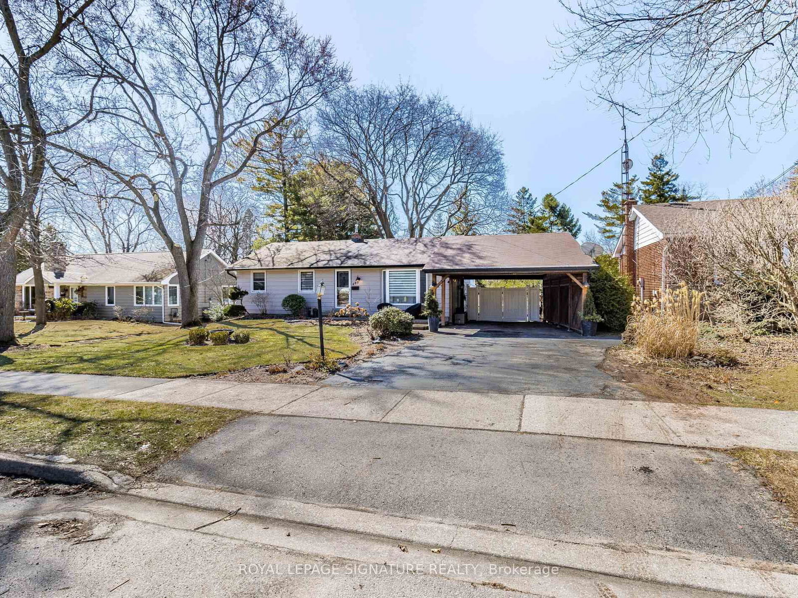 Detached House for sale at 480 Elwood Road, Burlington, Roseland, L7N 3C7 - MLS: W12028749