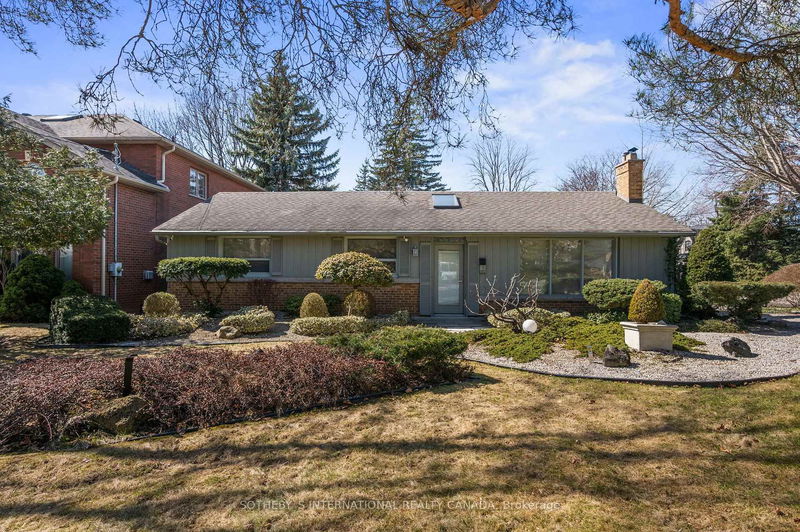 home for sale on 12 Cedarland Drive