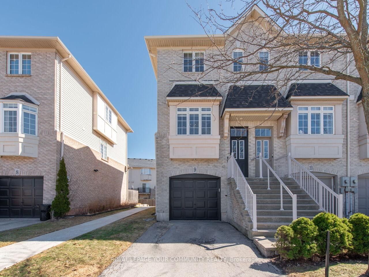 Townhouse for sale at 9-5080 Fairview Street, Burlington, Appleby, L7L 7E9 - MLS: W12028949