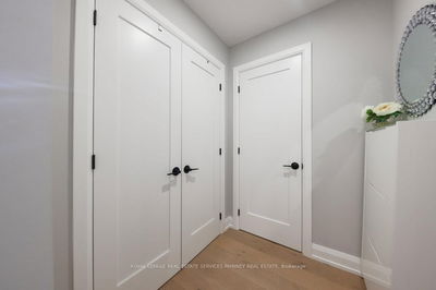 105 Tenth St, Toronto - New Toronto image-0-4