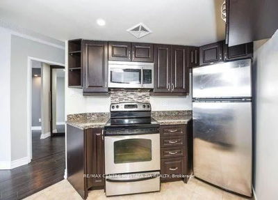 Unit 1506 — 250 Webb Dr, Mississauga - City Centre image-0-1