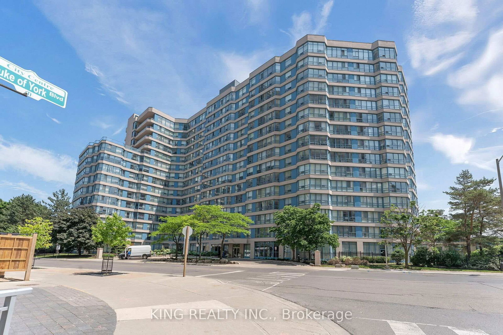 Condo for sale at 1018-250 Webb Drive, Mississauga, City Centre, L5B 3Z4 - MLS: W12029299