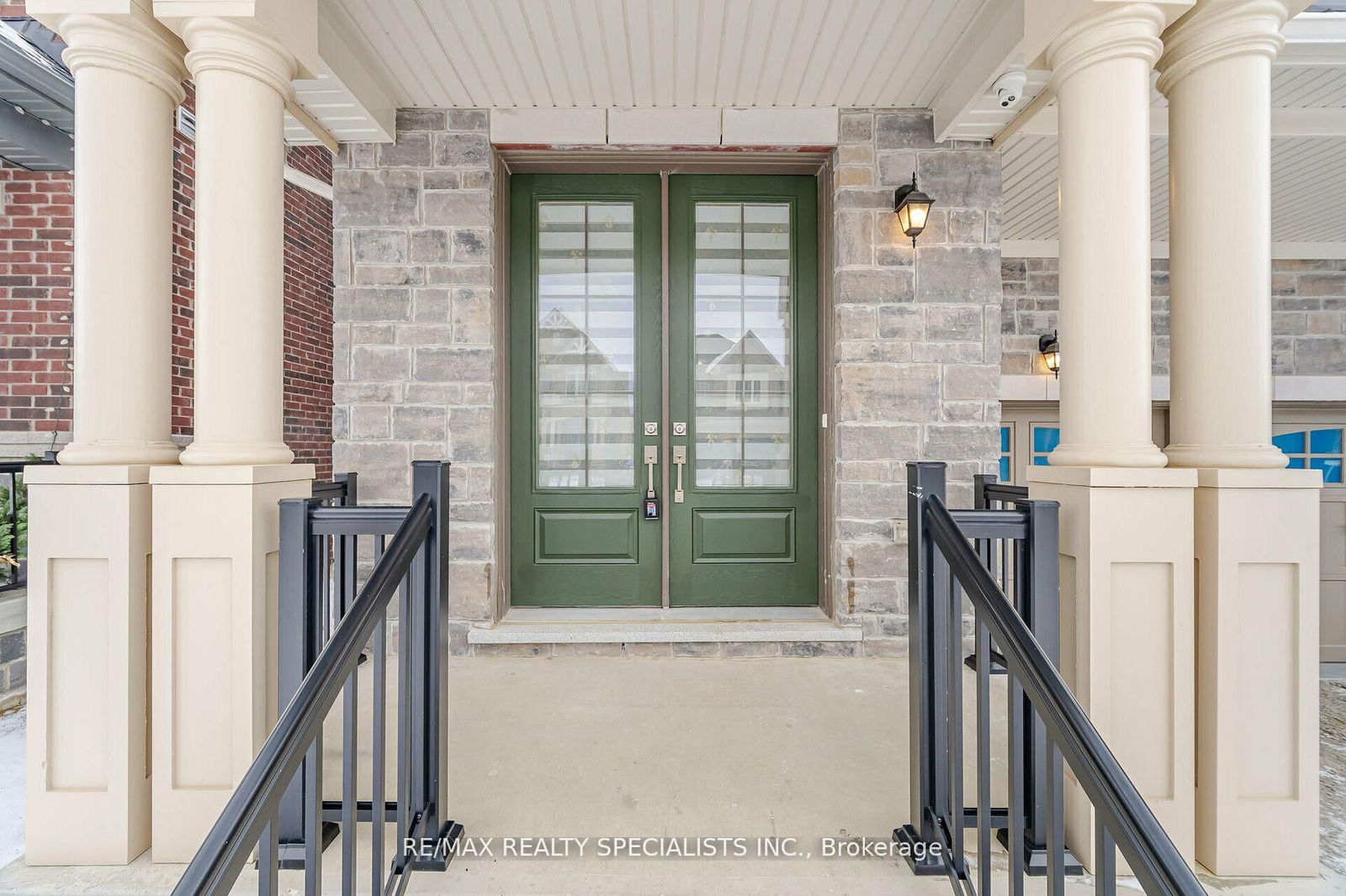 Detached House for sale at 82 Royal Fern Crescent, Caledon, Rural Caledon, L7C 4N1 - MLS: W12029348