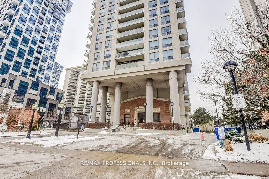 Building at 70 High Park Avenue, Toronto, High Park North