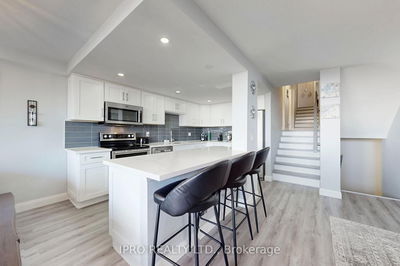 Unit 1111 — 11 Wincott Dr, Toronto - Kingsview Village-The Westway image-0-2