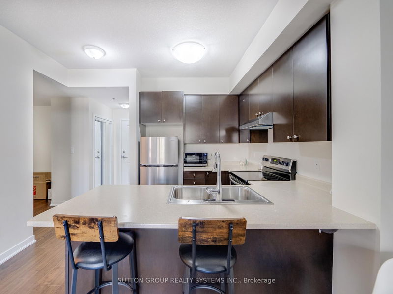 home for lease on 318-5317 Upper Middle Road