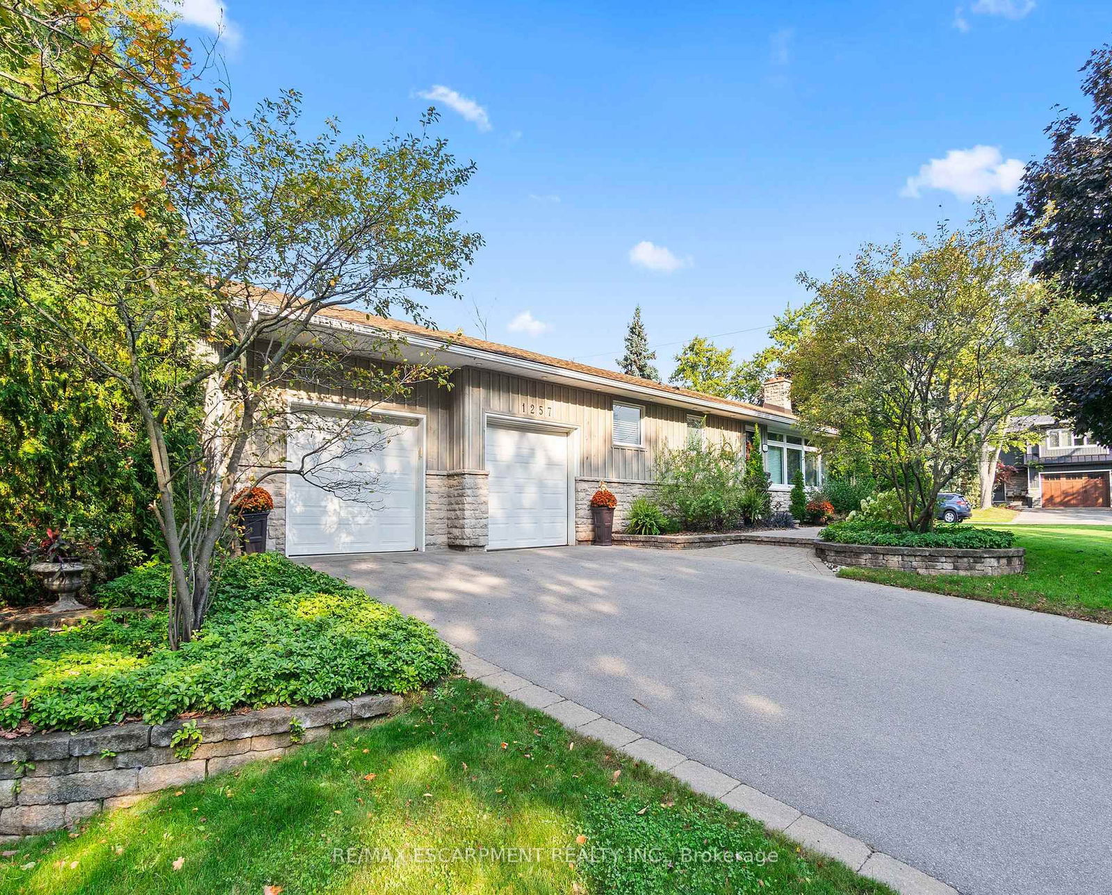 Detached House for sale at 1257 Hillview Crescent, Oakville, FA Falgarwood, L6H 2C6 - MLS: W12030202