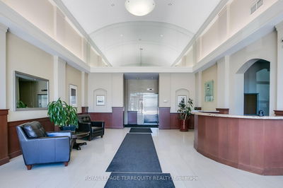 Unit 809 — 1359 Rathburn Rd, Mississauga - Rathwood image-0-4