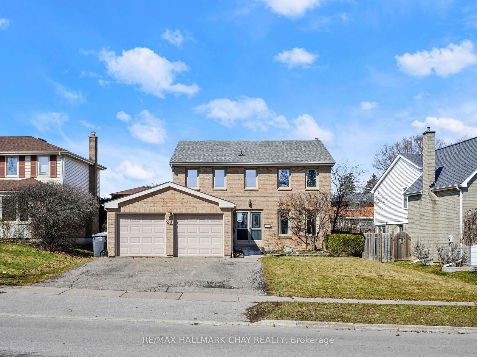 Detached House for sale at 24 Mansion Street, Brampton, Central Park, L6S 3E2 - MLS: W12030634