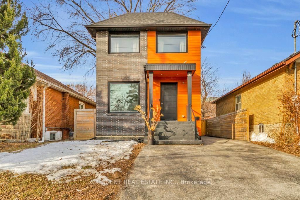 Detached House for sale at 1204 Islington Avenue, Toronto, Islington-City Centre West, M8Z 4T1 - MLS: W12030982