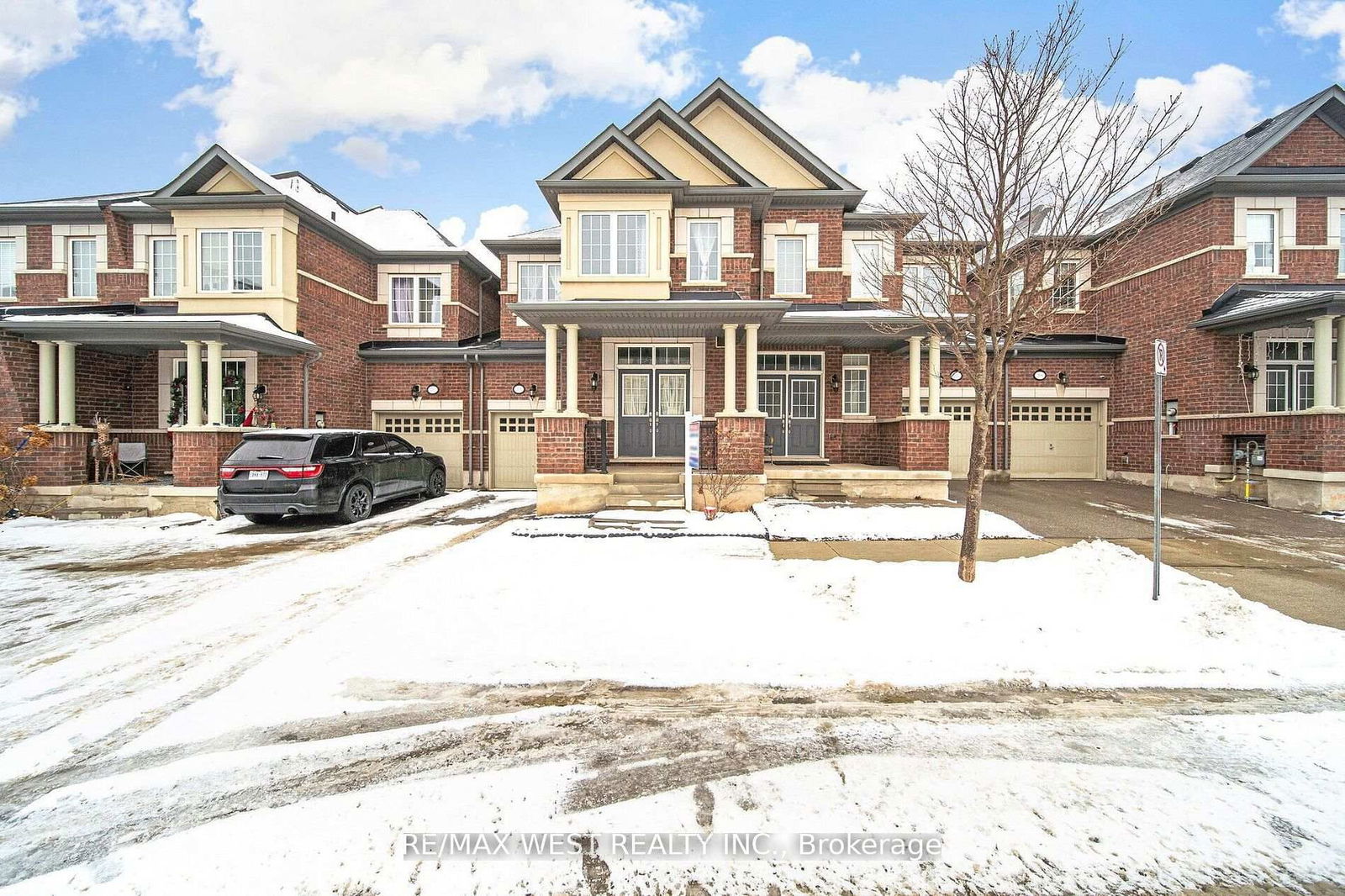 Townhouse for sale at 213 Sarah Cline Drive, Oakville, GO Glenorchy, L6M 0T8 - MLS: W12030998