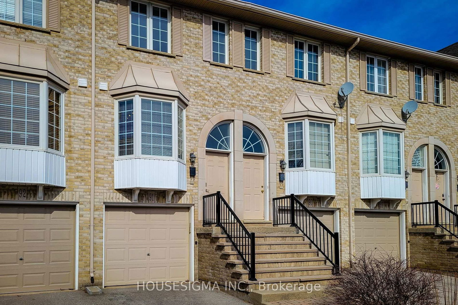 Townhouse for sale at 91-3480 Upper Middle Road, Burlington, Palmer, L7M 4S1 - MLS: W12031006