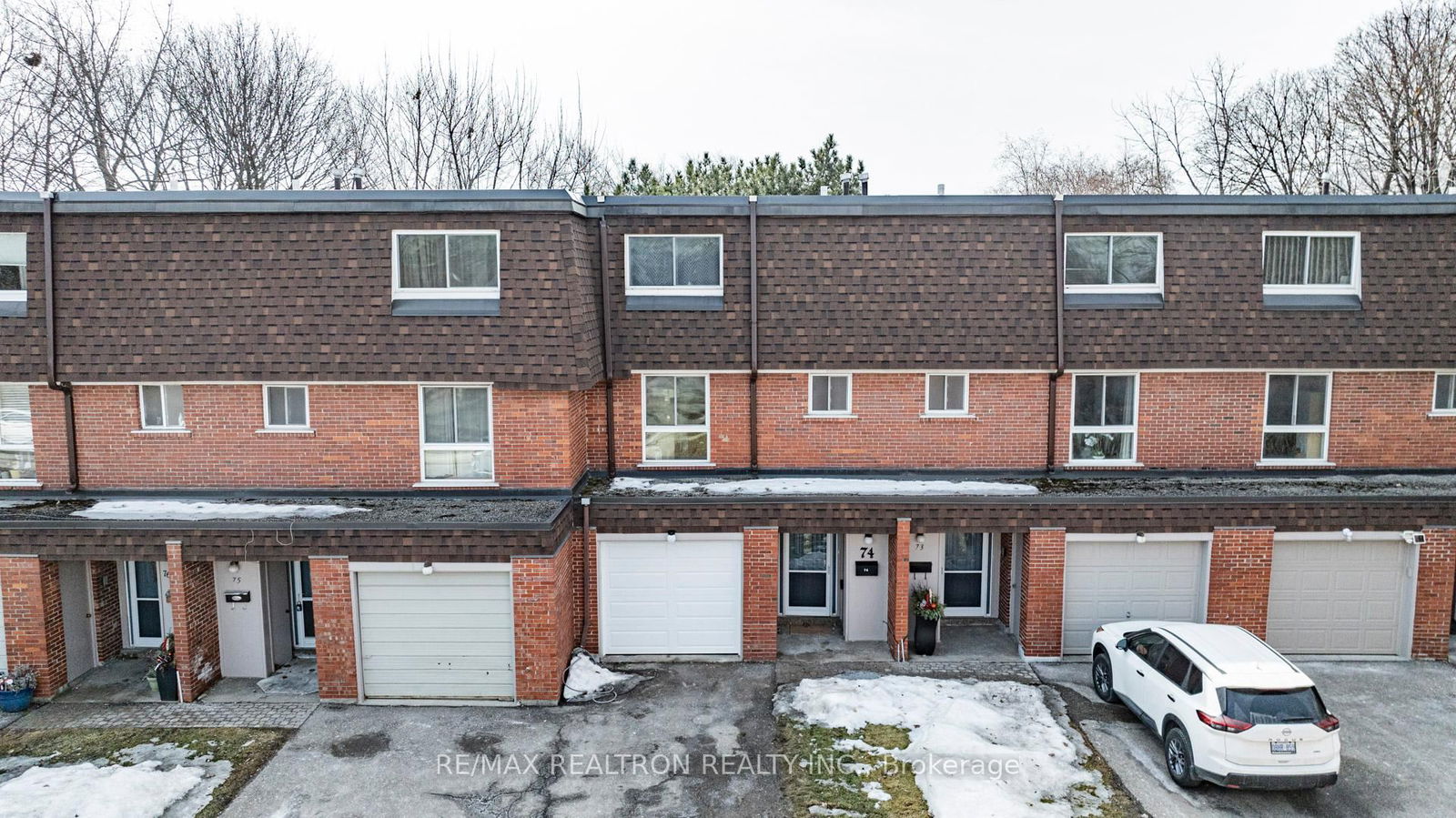 Townhouse for sale at 74-2395 Bromsgrove Road, Mississauga, Clarkson, L5J 1L6 - MLS: W12031474