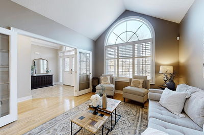 2314 Woodridge Way, Oakville - Wedgewood Creek image-0-3