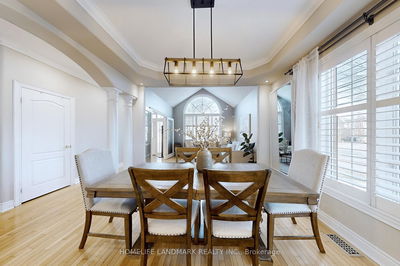 2314 Woodridge Way, Oakville - Wedgewood Creek image-0-4