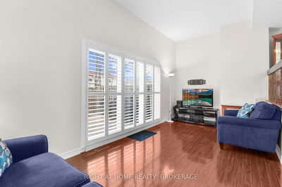 Unit 100 — 400 Bloor St, Mississauga - Mississauga Valleys image-0-2