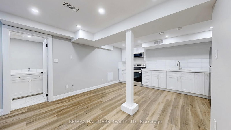 Bsmt - 6384 Plowmans Heath, Mississauga, L5N 3W1 | Image 3