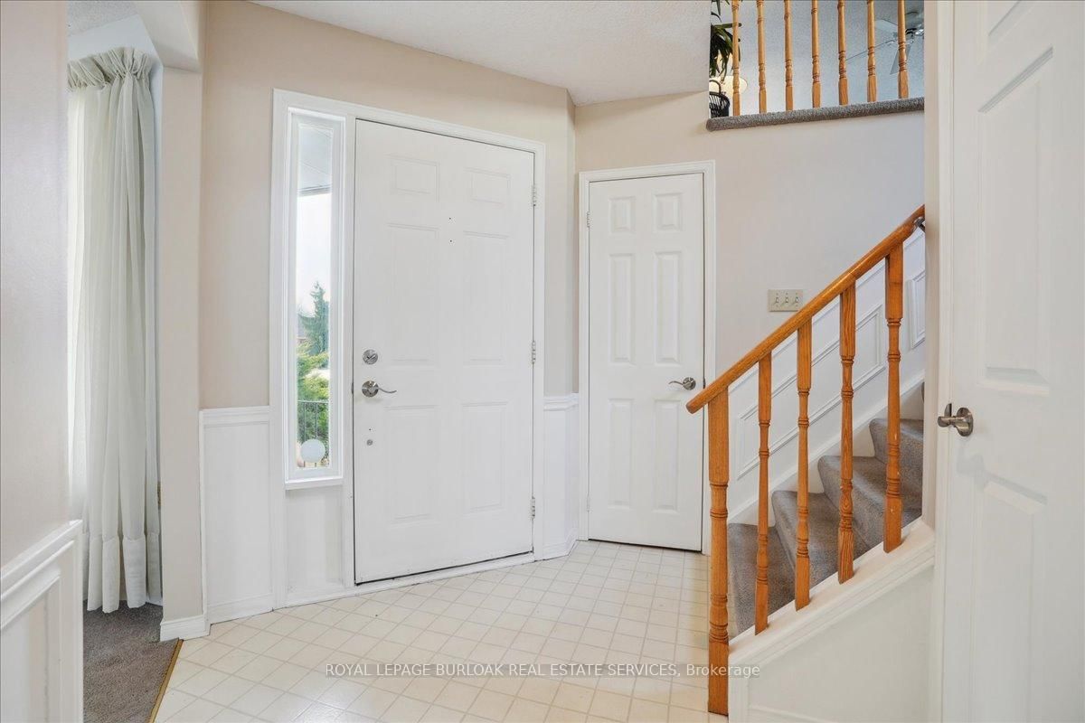 Detached House for sale at 789 Hawkins Crescent, Burlington, Brant, L7S 2C6 - MLS: W12031956