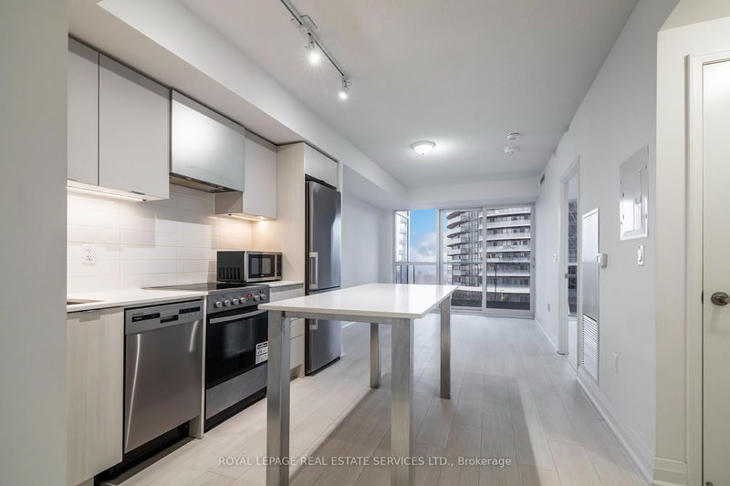home for lease on 826-26 Gibbs Road