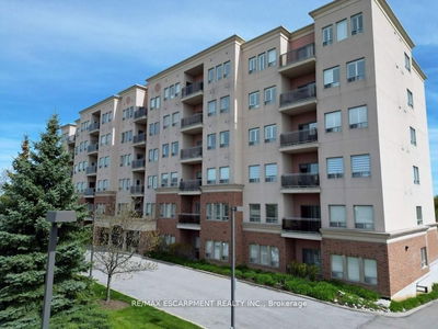 Unit 207 — 1499 Nottinghill Gate, Oakville - GA Glen Abbey