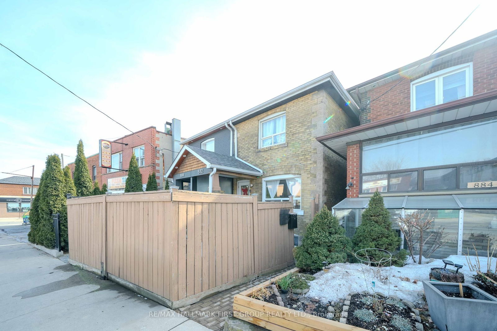 Semi-Detached House for sale at 882 Weston Road, Toronto, Rockcliffe-Smythe, M6N 3R7 - MLS: W12033050