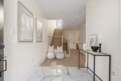 2282 Sovereign St, Oakville - Bronte image-0-3