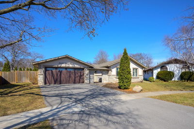 2422 Upton Crt, Oakville - West image-0-1