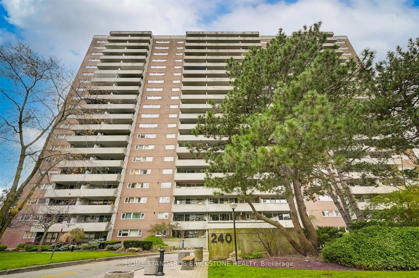 Condo for sale at 601-240 Scarlett Road, Toronto, Rockcliffe-Smythe, M6N 4X4 - MLS: W12033265