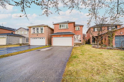 611 Stapleford Terr, Mississauga - Hurontario