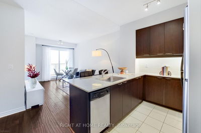 Unit 621 — 385 Prince Of Wales Dr, Mississauga - City Centre image-0-2